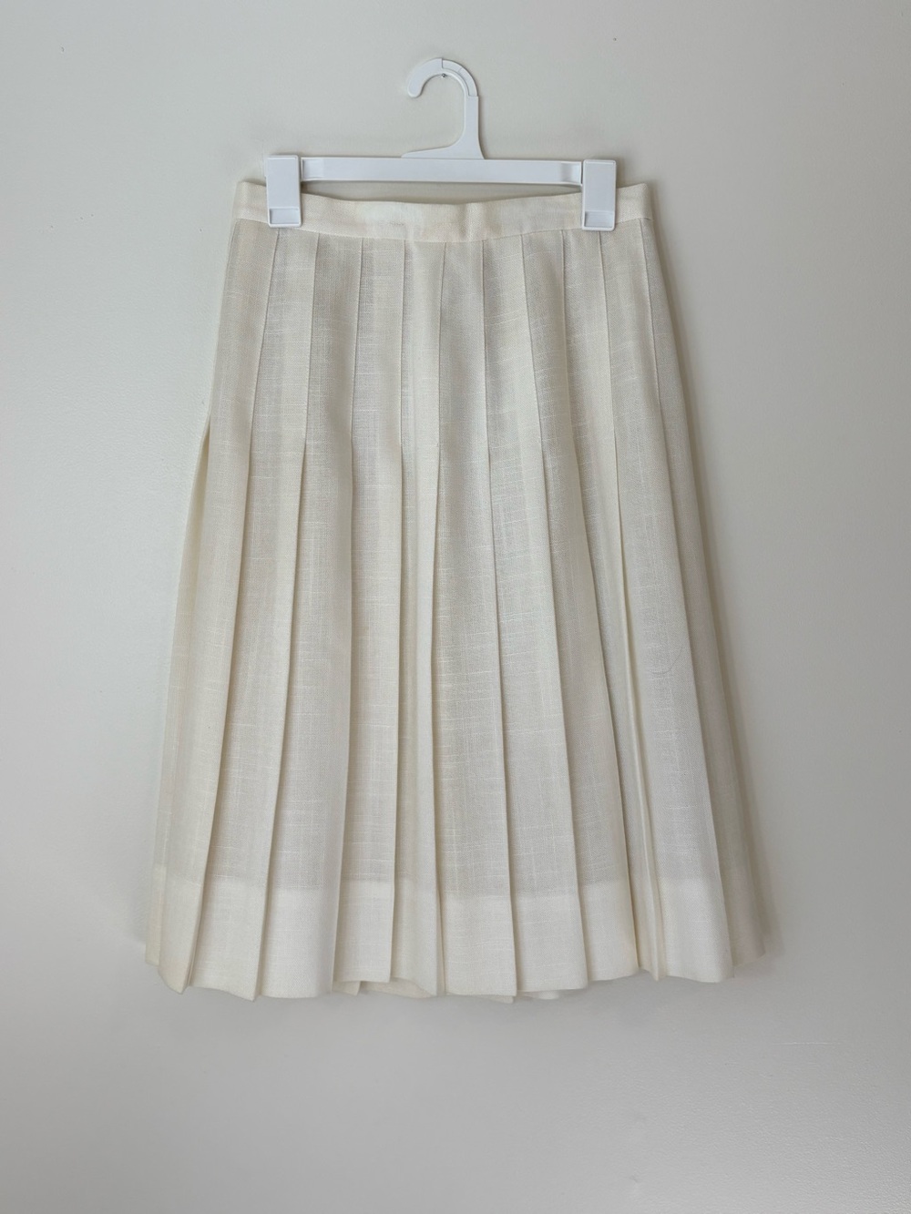 Vintage 80s 90s Ivory Pleated Skirt Knee Length Tailored Flat Pleats